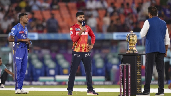 Rain Halts Punjab Kings vs Mumbai Indians Qualifier 2 in Ahmedabad Punjab to Benefit if Match Abandoned