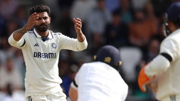 Duckett Dominates Root Anchors as England Clinches First Test Against India