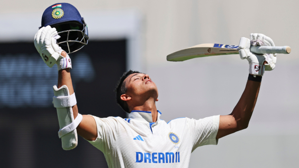 Yashasvi Jaiswal Eyes Indian Record for Fastest 2000 Test Runs Against England