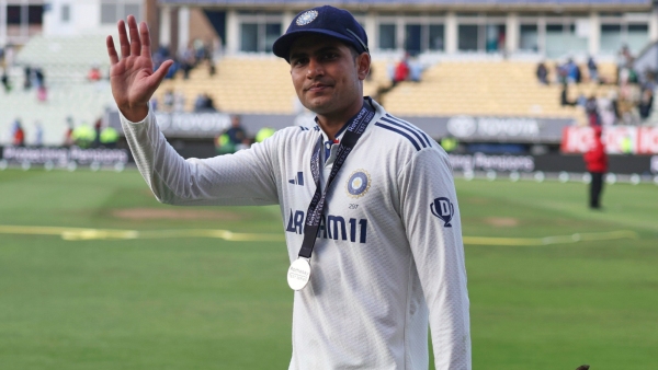 England Wins Toss Opts to Bat in Third Test Against India at Lord s