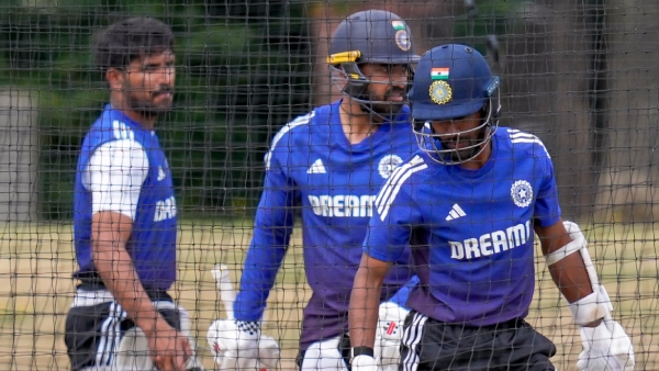 India vs England 4th Test Team India Arrives in Manchester Gears Up for Crucial Match