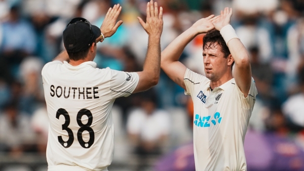 Zimbabwe all out for 149 against New Zealand Matt Henry takes 6 wickets surpasses Kyle Mills
