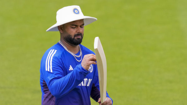 India vs England 4th Test Rishabh Pant Nears Sehwag s Six-Hitting Record