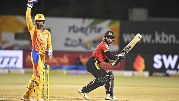 Maharajas Trophy T20 Hubli Tigers and Mangaluru Dragons Clinch Thrilling Victories