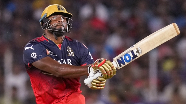 Romario Shepherd s three sixes in one ball feat lights up CPL scores unbeaten 73