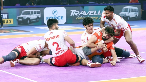 Puneri Paltan and UP Yoddhas Triumph in Pro Kabaddi League Season 12