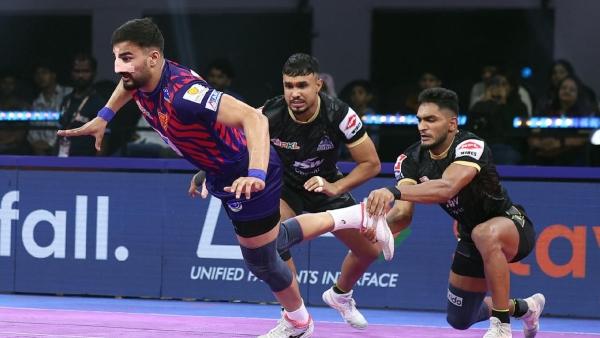 PKL 12 Ashu Malik Powers Dabang Delhi to Thrilling 38-37 Win Secures Top Spot