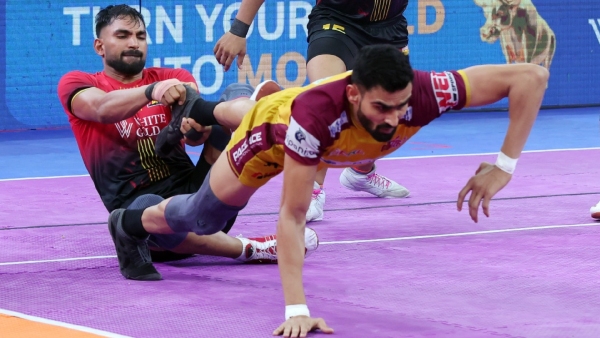 Bull s Thrilling Victory Ganesha Hanumantagowda s Heroics Seal Pro Kabaddi Win