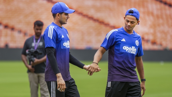 Shubman Gill Sets Unwanted Record First Indian Captain to Lose 6 Consecutive Test Tosses