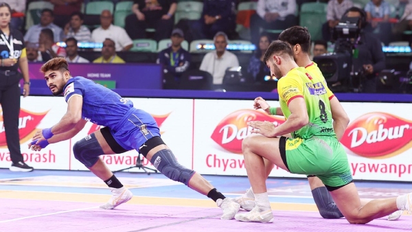 UP Yoddhas Crush U Mumba 40-24 Haryana Steelers Edge Patna Pirates in PKL 12 Thriller