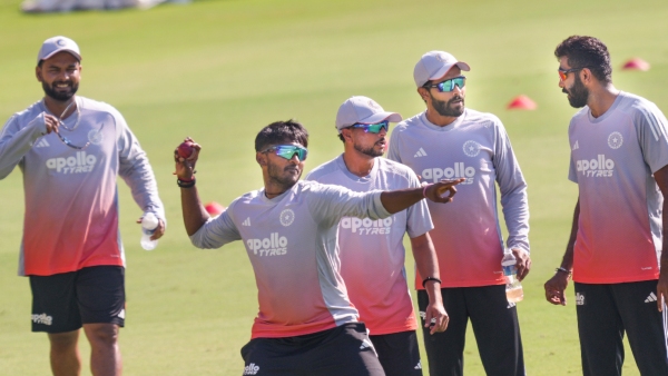 Team India Under Pressure to Win 2nd Test Captain Gill Doubtful Potential Squad Changes Loom Team India Under Pressure to Win 2nd Test Captain Gill Doubtful Potential Squad Changes Loom