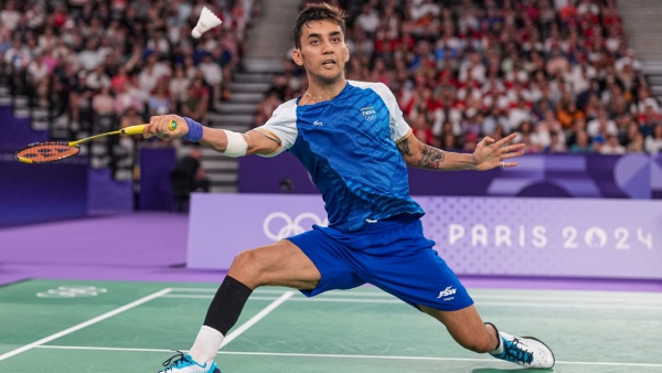 Lakshya Sen Wins Australian Open Super 500 Title Defeating Kodai Naraoka in Final Lakshya Sen Wins Australian Open Super 500 Title Defeating Kodai Naraoka in Final