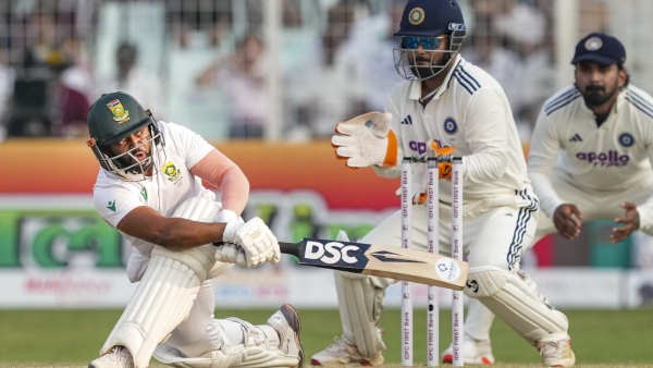 Temba Bavuma Breaks Ben Stokes Record Becomes Fastest Captain to 10 Test Wins After Kolkata Victory Temba Bavuma Breaks Ben Stokes Record Becomes Fastest Captain to 10 Test Wins After Kolkata Victory
