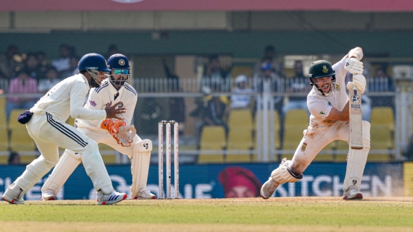 South Africa set challenging target of 549 runs for India to level the series in 2nd Test