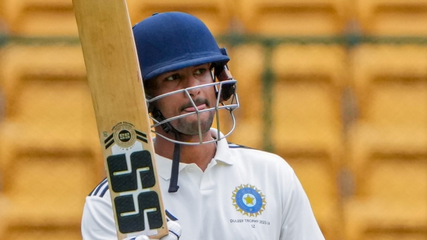 Mayank s Unbeaten 64 Gives Karnataka 157-Run Lead Over Maharashtra in Ranji Trophy