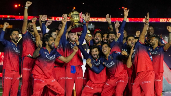 IPL Auction RCB to Target Karnataka Stars Mayank Agarwal Abhinav Manohar for 19th Season