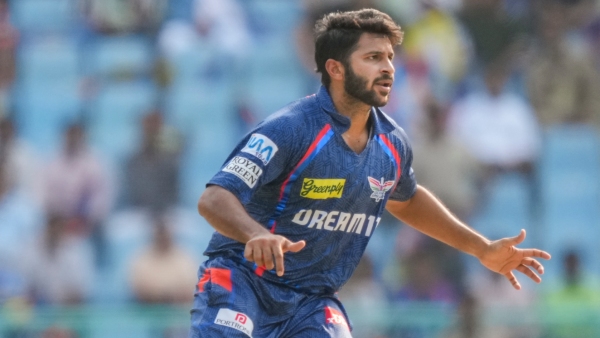 Mumbai Indians Trade for Shardul Thakur from LSG Ahead of IPL 2026 Auction Mumbai Indians Trade for Shardul Thakur from LSG Ahead of IPL 2026 Auction