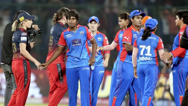 WPL 2026 Smriti Mandhana Retained by RCB for 3 5 Cr Full WPL Retention and Release List Revealed