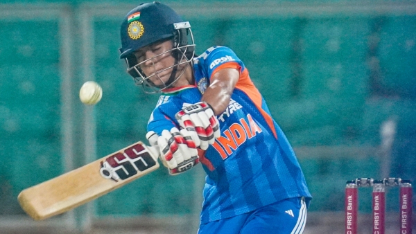 India Women Clean Sweep Series 5-0 After Thrilling 15-Run Win Over Sri Lanka India Women Clean Sweep Series 5-0 After Thrilling 15-Run Win Over Sri Lanka