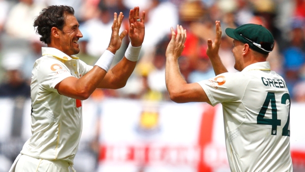 The Ashes Starc Equals Cummins Record as Australia Dominates England on Day 3