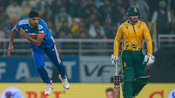 Arshdeep Singh Bowls Record 13-Ball Over Equaling Naveen-ul-Haq s T20I Record