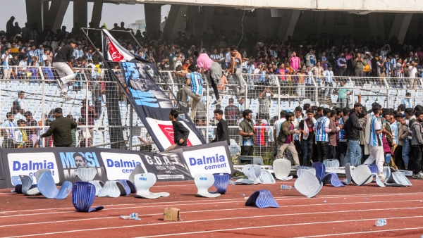 Messi India Tour Chaos Fans Storm Field Cause Ruckus Security Beefed Up After Incident