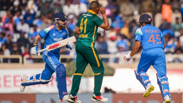 Ravi Shastri Backs Rohit and Kohli for 2027 World Cup Says Don t Take Legends Lightly