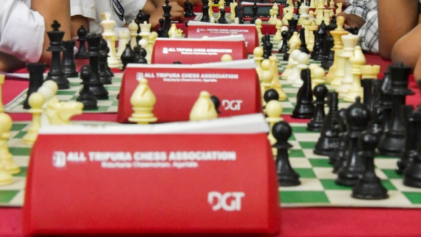 3-Year-Old Sarvagna Singh Kushwaha Becomes World s Youngest to Beat FIDE Rated Player 3-Year-Old Sarvagna Singh Kushwaha Becomes World s Youngest to Beat FIDE Rated Player