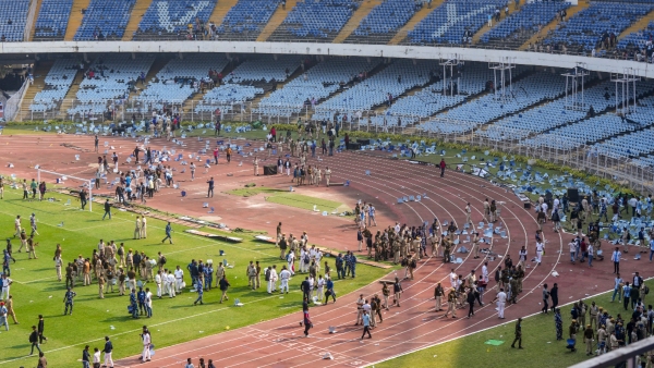 Messi India Tour Chaos Fans Storm Field Cause Ruckus Security Beefed Up After Incident