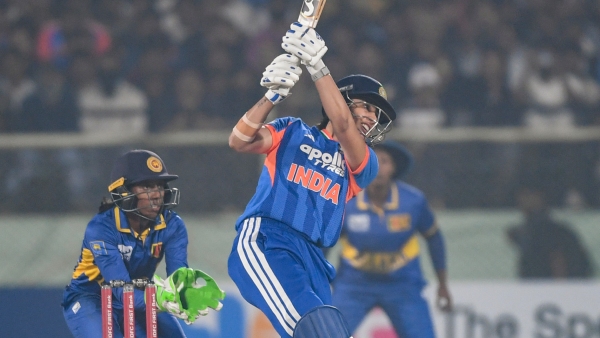 Smriti Mandhana Joins Kohli Rohit in Elite 4000-Run Club Fastest Woman to Reach the Milestone