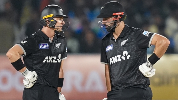Daryl Mitchell s Ton and Will Young s 87 Lead New Zealand to 7-Wicket Win Series Leveled 1-1 Daryl Mitchell s Ton and Will Young s 87 Lead New Zealand to 7-Wicket Win Series Leveled 1-1