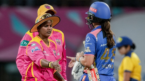 WPL UP Warriorz Beat Mumbai Indians by 22 Runs as Lanning and Litchfield Shine