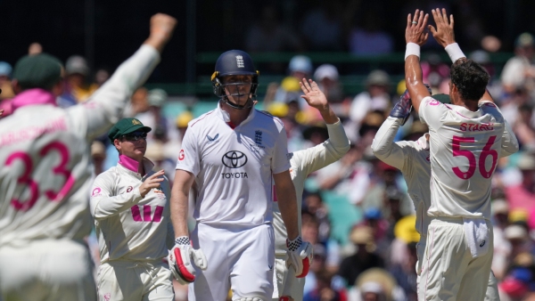 Australia Clinches Ashes 4-1 with 5-Wicket Win Over England in Sydney Mitchell Starc Series MVP