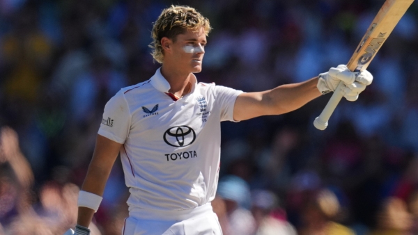 Jacob Bethell s Maiden Test Century Keeps England Alive in Final Ashes Test Against Australia