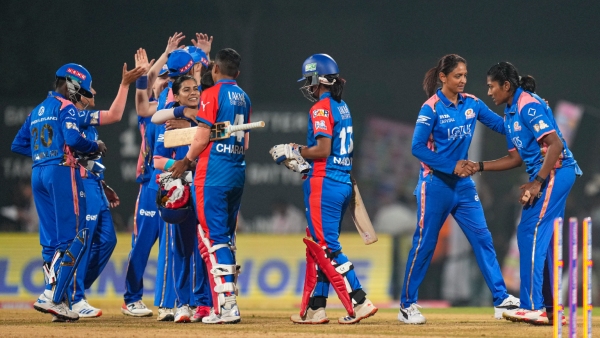 WPL 2026 Mumbai Indians face Delhi Capitals in high-stakes clash at Vadodara today