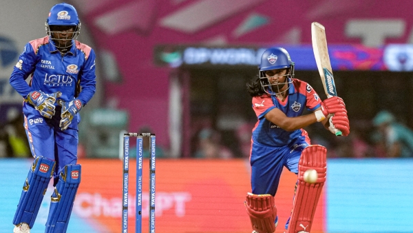 WPL 2026 Mumbai Indians face Delhi Capitals in high-stakes clash at Vadodara today