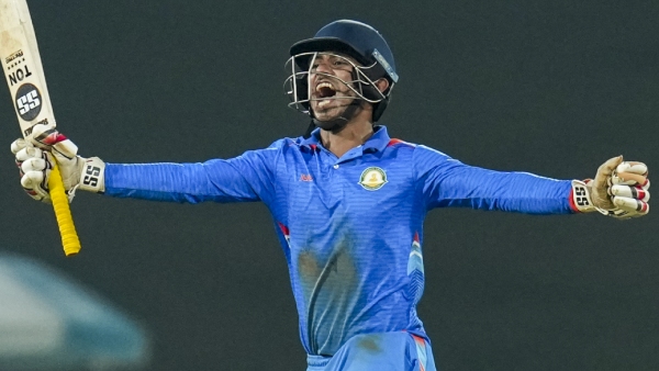 Vidarbha Beats Karnataka by 6 Wickets to Enter Vijay Hazare Final Aman Mokhade Hits Century