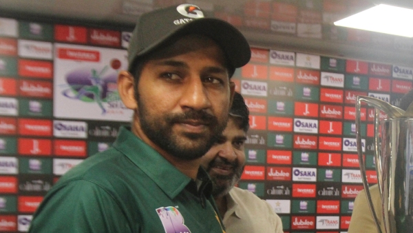 Former Pak Captain Former Pak Captain