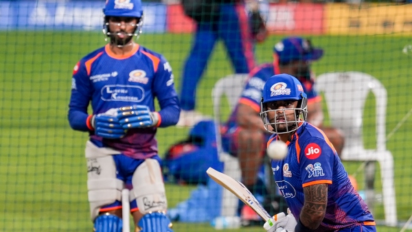 MI vs CSK IPL 2026 Wankhede Pitch Report Probable Playing 11 and Match Preview Know details