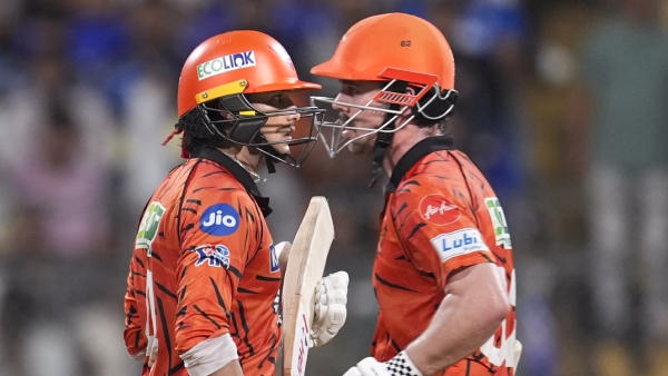 SRH vs MI