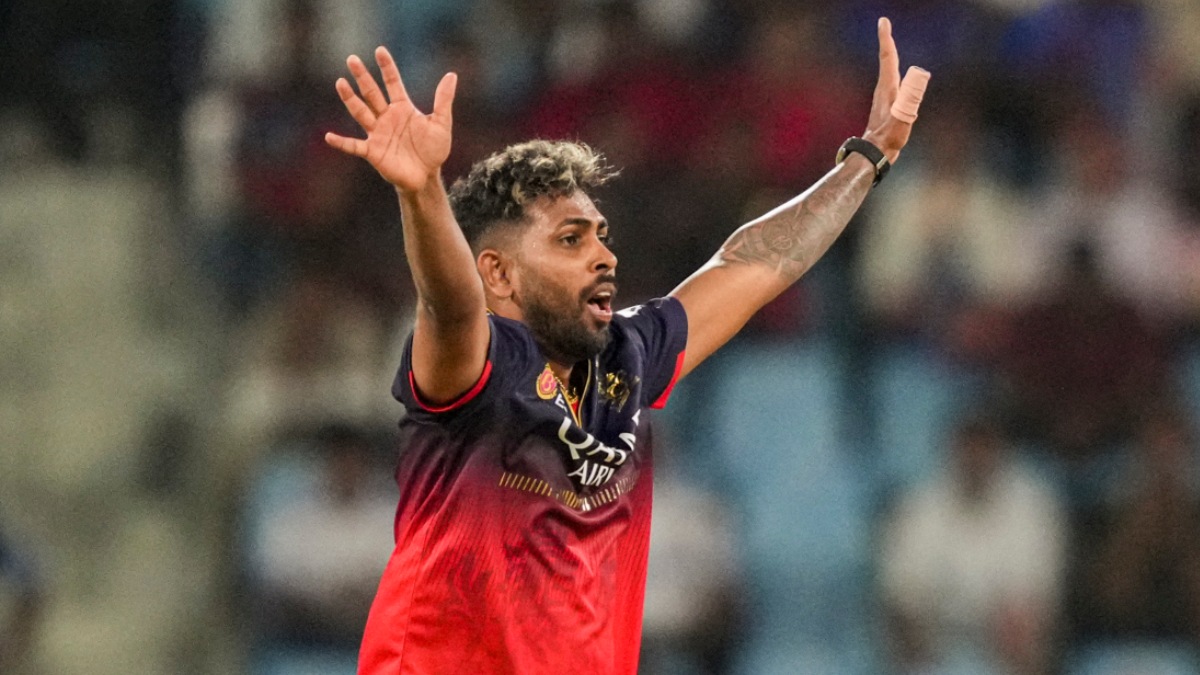 ಐಪಿಎಲ್‌ ಆಡಲು ಎನ್‌ಒಸಿ ನೀಡುವಂತೆ ಕೋರ್ಟ್‌ ಮೊರೆ ಹೋದ RCB ವೇಗಿ