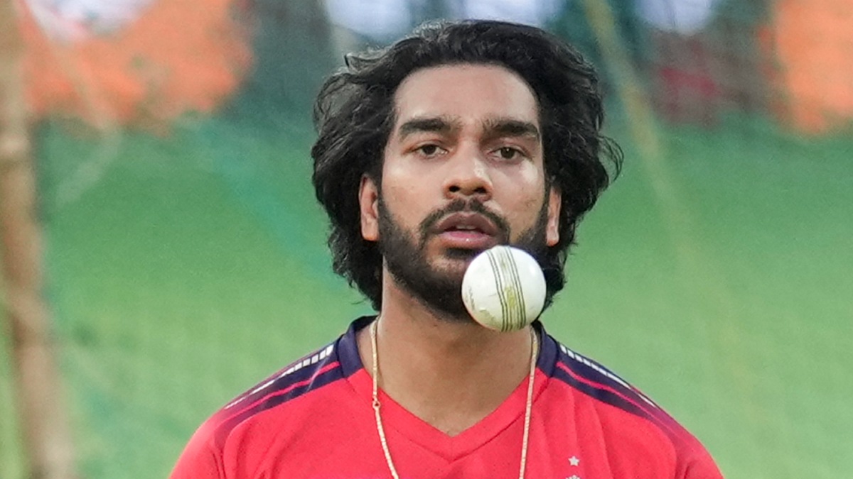 RCB ಶುರುವಾಗಿದೆ ದುಬಾರಿ ತಲೆನೋವು: ಈ ಪ್ಲೇಯರ್‌ನನ್ನು ಆಡಿಸುವುದು ಎಲ್ಲಿ?