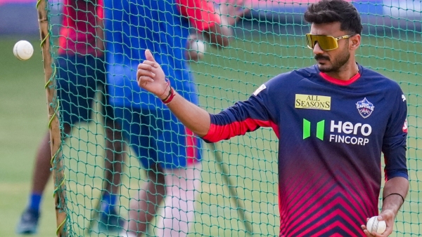 RCB vs DC