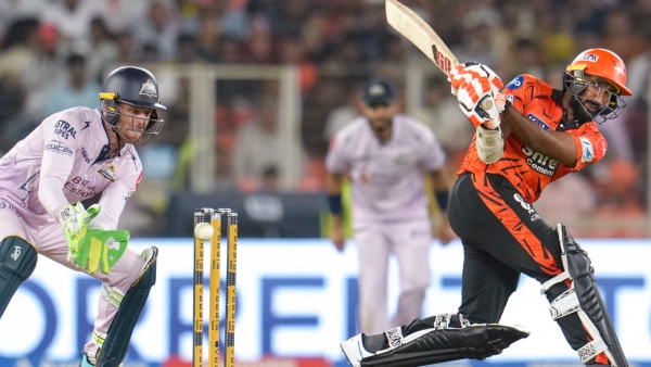 GT vs SRH GT vs SRH