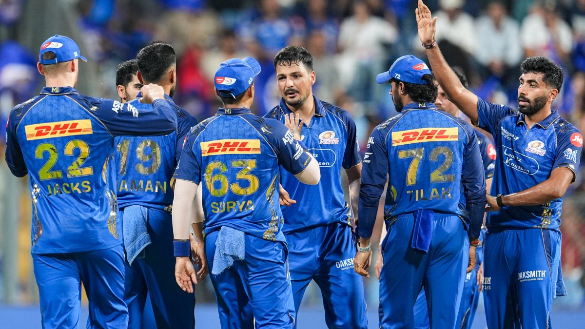 Mumbai Indians Playoff Scenarios: ಅಂಕಪಟ್ಟಿಯಲ್ಲಿ ಟಾಪ್‌ 4ರಲ್ಲಿ ಮುಂಬೈ ತಲುಪಬಹುದಾ? ಇಲ್ಲಿದೆ ಲೆಕ್ಕಾಚಾರ