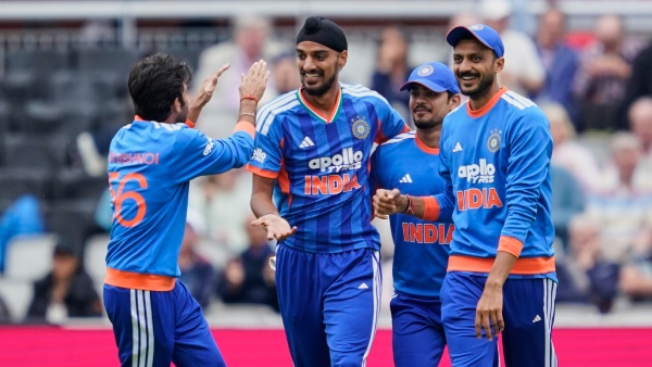 India Predicted Playing XI vs England 3rd T20 Sanju Set for Return Vaibhav Likely to Retain Place India Predicted Playing XI vs England 3rd T20 Sanju Set for Return Vaibhav Likely to Retain Place