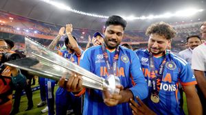 IPL 2026: ഇവര്‍ സൂക്ഷിച്ചോ, ഫ്‌ളോപ്പായാല്‍ ടീം ഇന്ത്യയിലെ ചീട്ട് കീറും!! ആരൊക്കെ?