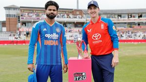 IND vs ENG: ഇന്ത്യക്കു ബാറ്റിങ്, വൈഭവിന് അരങ്ങേറ്റം!! തെറിച്ചത് സഞ്ജു