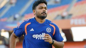 IND vs ENG: എപ്പോഴും എന്തുകൊണ്ട് സഞ്ജു? ഇതു നന്ദികേട്, പുറത്താക്കേണ്ടത് തിലകിനെ!!! ആരാധകരോഷം