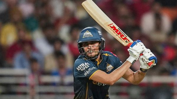 IPL 2026: എന്താണിത് ഗില്‍? ഒറ്റ 6 പോലുമില്ല, വെറുതെയല്ല ടീം ഇന്ത്യ പുറത്താക്കിയത്!! വിമര്‍ശനം